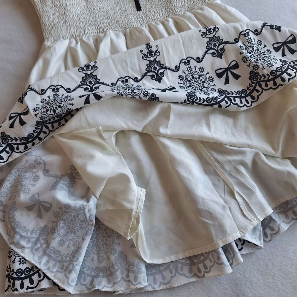 NWOT Smocked Cottagecore Lined Dress Size M Milkmaid Balletcore Romantic Preppy - Picture 4 of 7